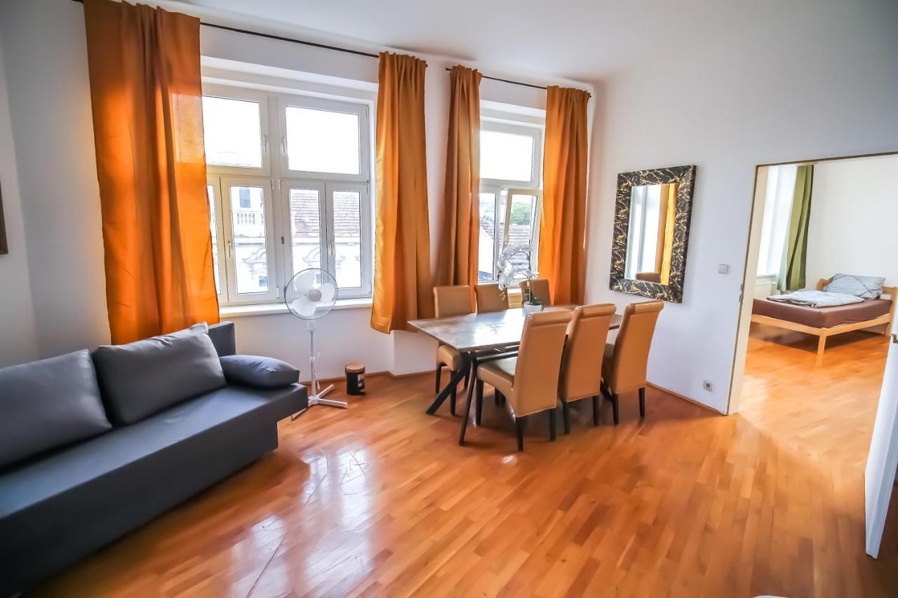 Family 3 Bedroom Apartment Lv7 Vienna Exterior photo